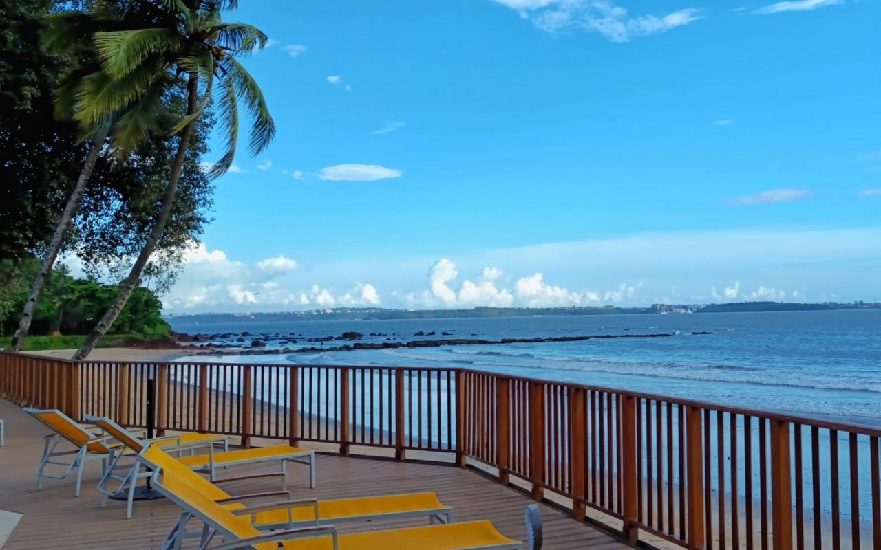 Taj Cidade De Goa Heritage, Goa Santa Cruz Exteriör bild View of the beach from the resort